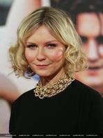Kirsten Dunst likes to drink