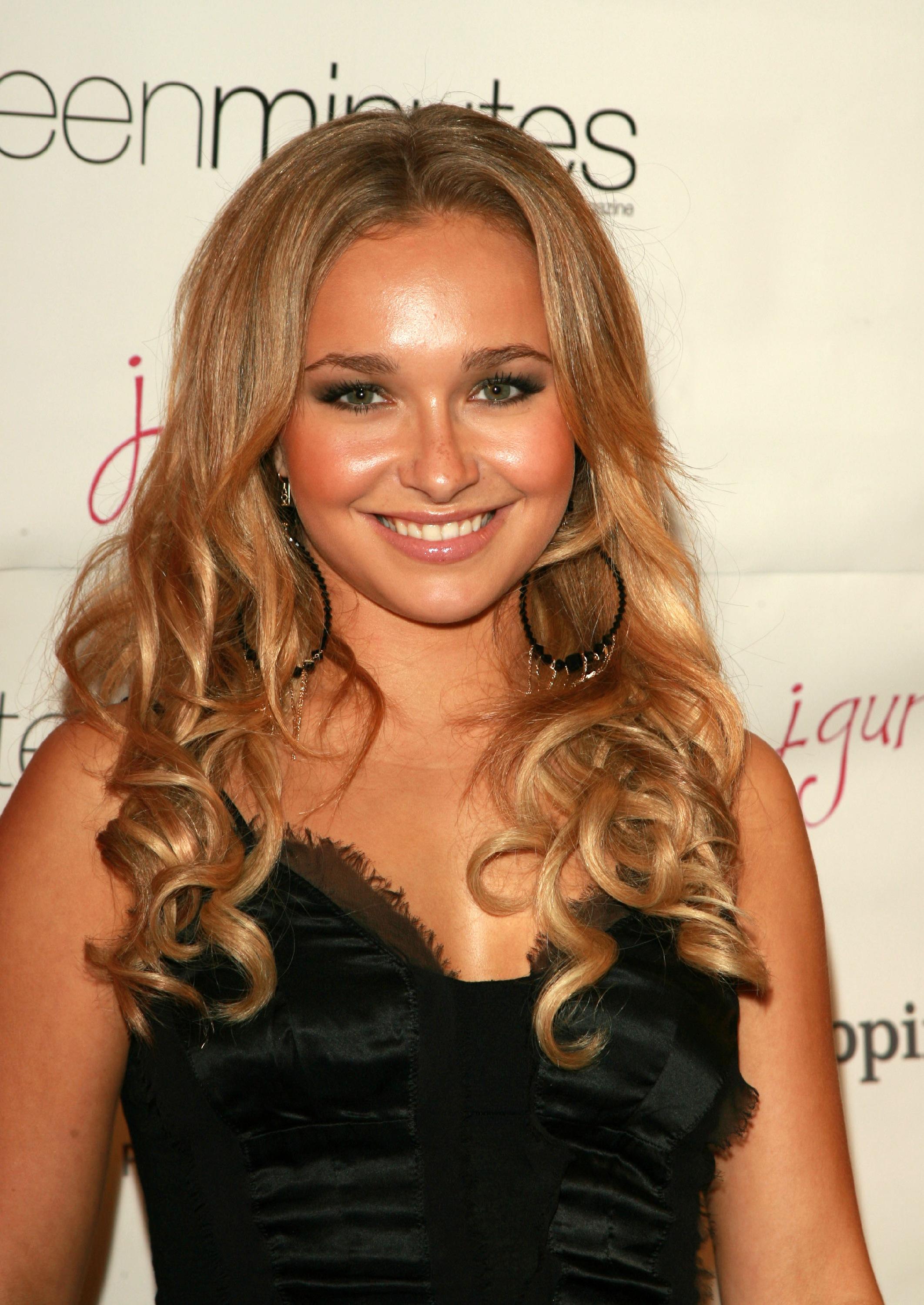Hayden Panettiere Glamour Gurlz launch party