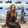 Ashlee Simpson promotes Skeckers shoes