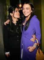 Lindsay Lohan kisses Salma Hayek