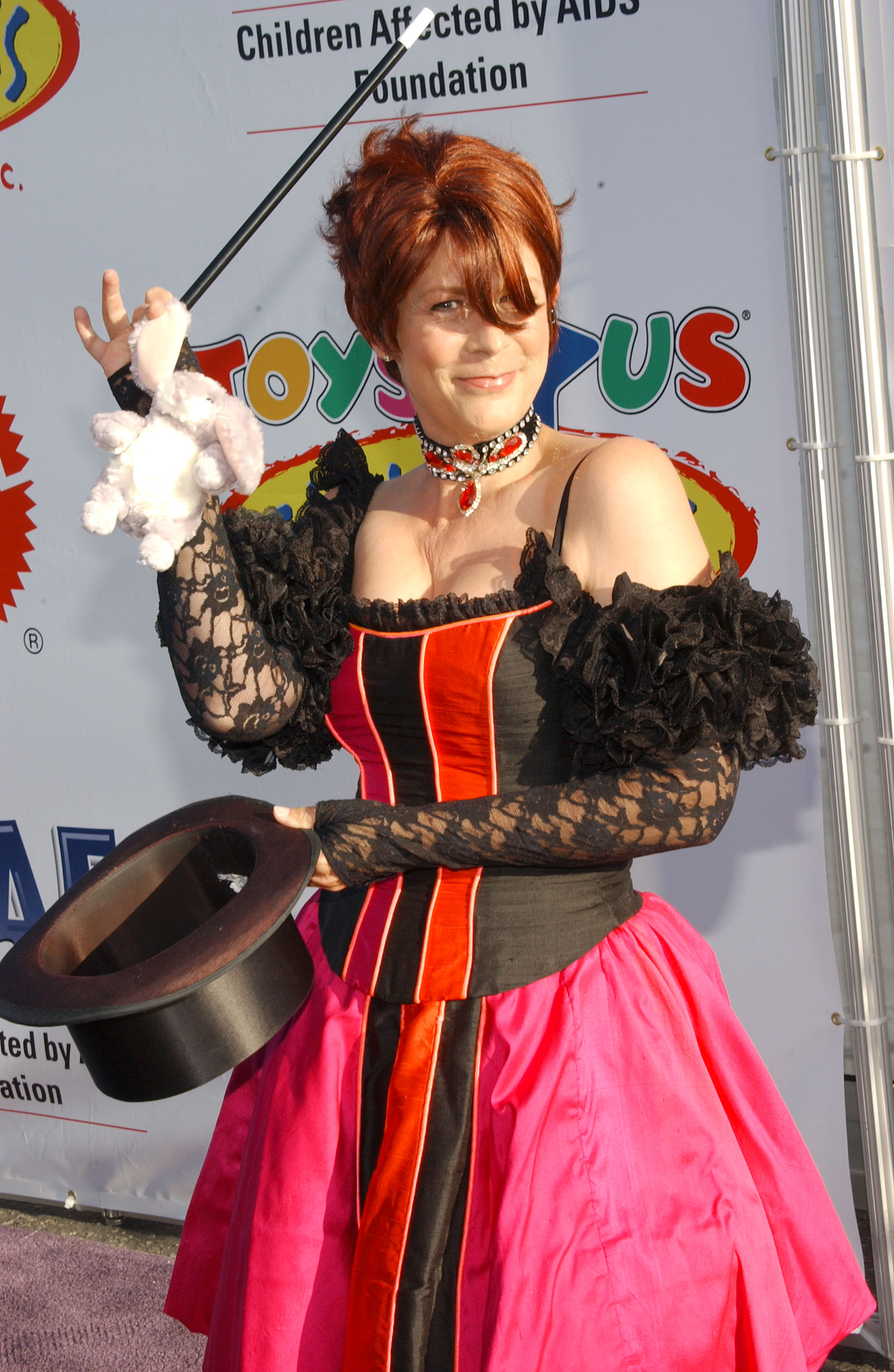 jamie lee curtis halloween costume pixelbomb jamie lee curtis halloween costume pixelbomb