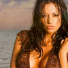 Candice Michelle exposed her wet naked boobs and cleavage