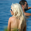 Christina Aguilera exposed her pink bikini