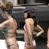 Eva Longoria exposed her pink bikini