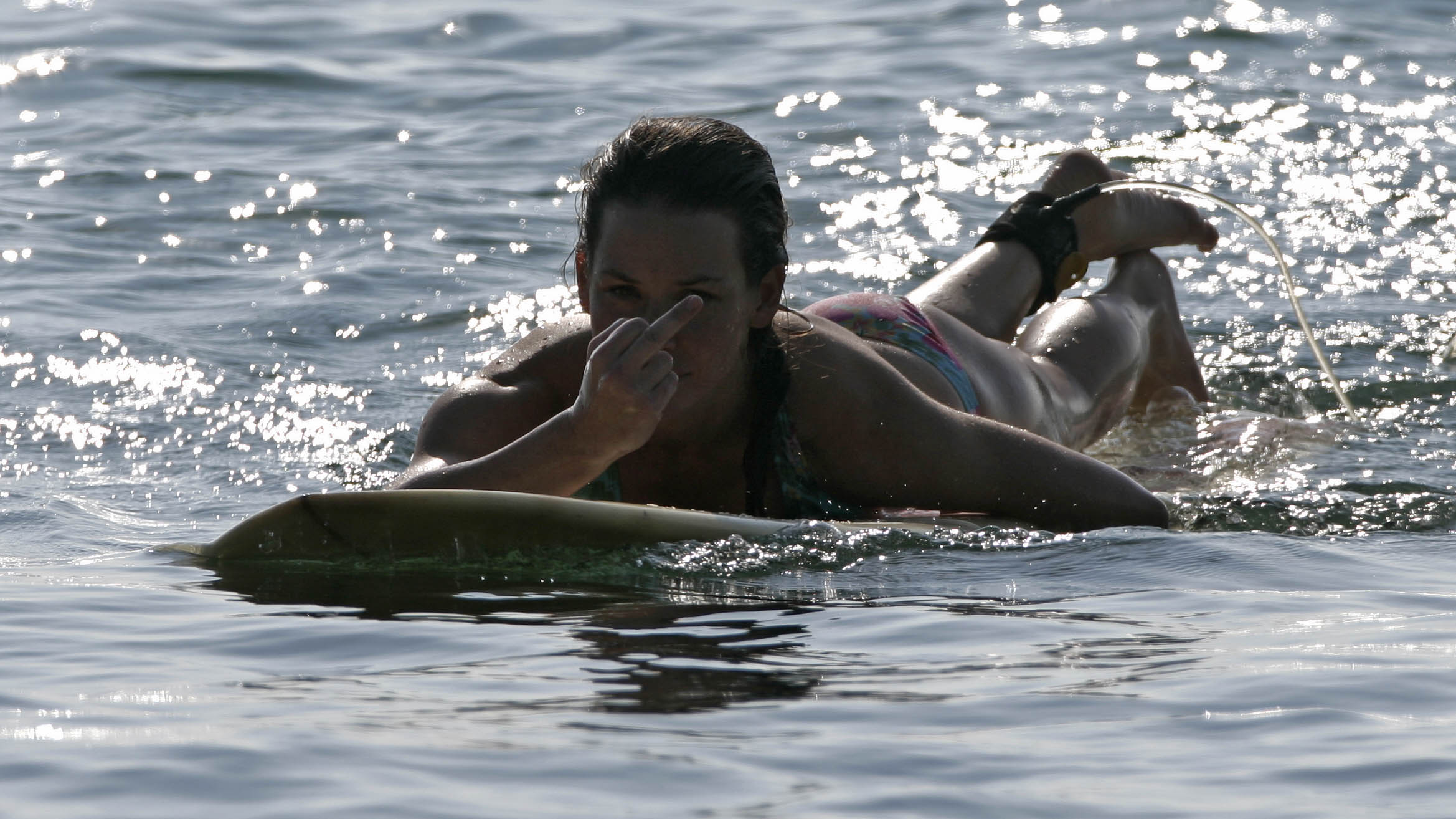 PixelBomb.com - Evangeline Lilly exposed her bikini body - exposed pics.