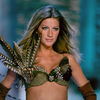 Gisele Bundchen exposed her bra and panties for Victorias Secret