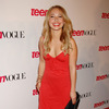 Hayden Panettiere exposed her cleavage in a red dress