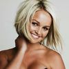 Jennifer Ellison exposed her round cleavage in a photoshoot