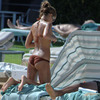 Jessica Alba exposed her brown bikini