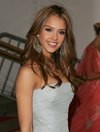 Jessica Alba exposed her cleavage in a strapless dress