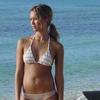 Jessica Alba exposed her bikinis