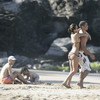 Jessica Alba exposed her striped bikini