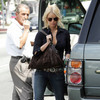 Jessica Simpson exposed her leopard bra