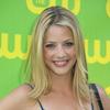 Julie Gonzalo exposed her cleavage