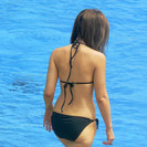 Kate Beckinsale exposed her body in a hot bikini