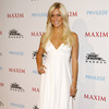 Kristin Cavallari exposed her cleavage in a white dress