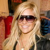 Kristin Cavallari exposed her cleavage while shopping