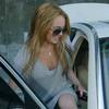 Lindsay Lohan exposed her side boob
