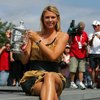 Maria Sharapova exposed her long legs