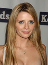 Mischa Barton exposed her cleavage