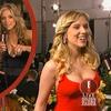 Scarlett Johansson exposed her cleavage