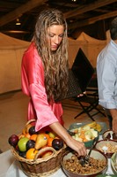 Victorias Secret Angels exposed in bathrobes with Apple Macs